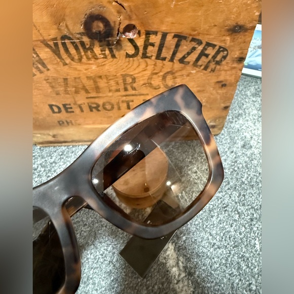 2 pr. Electric Crasher Women’s Sunglasses Matte Black & Matte Torte Polarized 53 - Picture 6 of 6